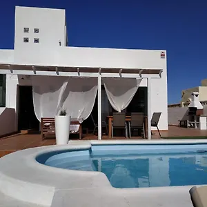 Gasthof Aloha Surf House, Corralejo
