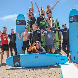 Gasthuis Line Up Kite & Surf Camp, Corralejo